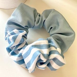 Light blue half striped scrunchy